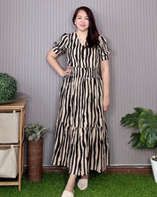 Load image into Gallery viewer, Sigrid Maxi Striped Dress 0002