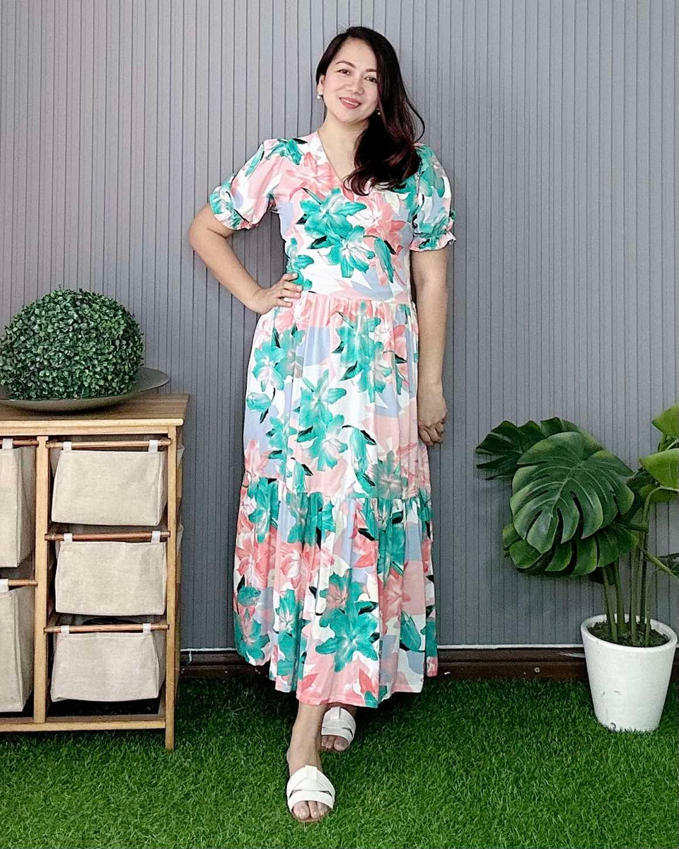 ARINNA EMBROIDERED MAXI DRESS