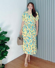 Load image into Gallery viewer, *Andi Drawstring Printed Dress 0044