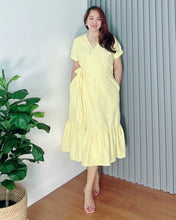 Load image into Gallery viewer, Mara Overlap Eyelet Yellow Dress 0013