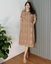 Load image into Gallery viewer, *Elena Eyelet  Dress 0094