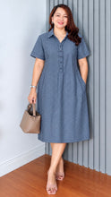 Load image into Gallery viewer, Gail Classic Denim Dress 0001