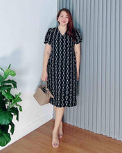 Load image into Gallery viewer, *Leigh Eyelet Dress 0110