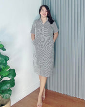Load image into Gallery viewer, *Denise Striped Black Dress 0102
