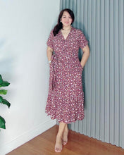 Load image into Gallery viewer, Mara Printed Overlap Dress 0033