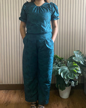 Load image into Gallery viewer, Chelsea Eyelet Emerald green Coordinates 0017