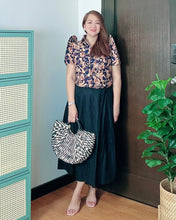 Load image into Gallery viewer, *Maria Filipiñana Inspired Eyelet Top 0032