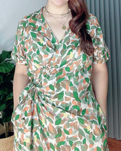 Load image into Gallery viewer, Mara Overlap Dress 0009