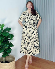 Load image into Gallery viewer, *Donna Printed Drawstring Dress 0369
