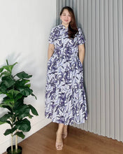 Load image into Gallery viewer, Sale! Selena Printed Maxi Dress 0040