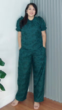 Load image into Gallery viewer, Chelsea Eyelet Emerald green Coordinates 0017