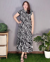 Load image into Gallery viewer, Sale! Rosie Printed Dress 0046