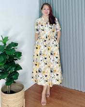 Load image into Gallery viewer, *Donna Printed Drawstring Dress 0370