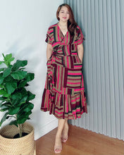 Load image into Gallery viewer, Mara Overlap Dress 0006