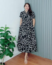 Load image into Gallery viewer, *Bianca Maxi Printed Dress 0308