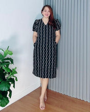 Load image into Gallery viewer, *Leigh Eyelet Dress 0110