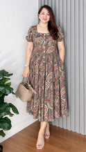 Load image into Gallery viewer, *Aubrey Printed Dress 0208