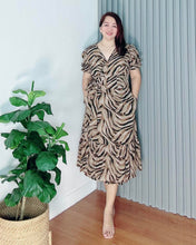 Load image into Gallery viewer, *Say Printed Overlap Maxi Dress 0017