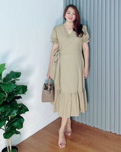 Load image into Gallery viewer, *Say Overlap Premium Linen Dress 0009