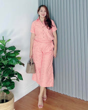 Load image into Gallery viewer, *Monique Eyelet Peach Coordinates 0004