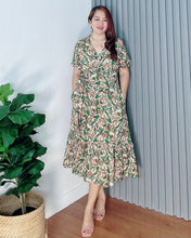Load image into Gallery viewer, Mara Overlap Dress 0009