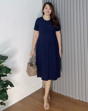 Load image into Gallery viewer, Belle Plain Soft  Linen Dress 0004