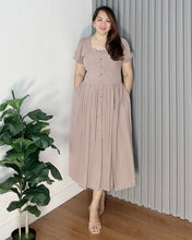Load image into Gallery viewer, *Aubrey Taupe Plain Dress 0150