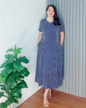 Load image into Gallery viewer, Demi Maxi Striped Dress 0025