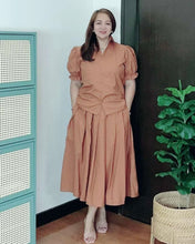 Load image into Gallery viewer, Amber Premium Linen  Top and Skirt Coordinates 0001