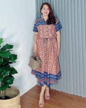 Load image into Gallery viewer, *Donna Printed Drawstring Dress 0367