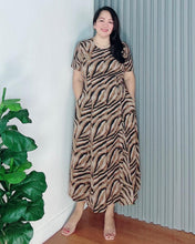 Load image into Gallery viewer, Demi Maxi Printed Dress 0015