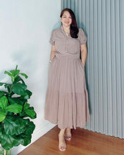 Load image into Gallery viewer, *Anika Maxi Plain Taupe Dress 0005