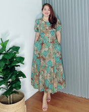 Load image into Gallery viewer, *Atasha Maxi Printed Dress 0063