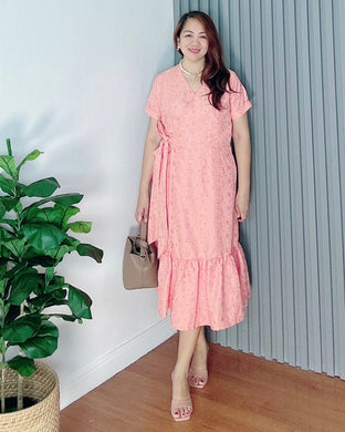Mara Overlap Eyelet Peach Dress 0014