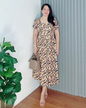 Load image into Gallery viewer, *Aubrey Printed Dress 0176