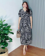 Load image into Gallery viewer, *Sigrid Maxi Printed Dress 0107