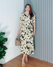 Load image into Gallery viewer, *Andi Drawstring Printed Dress 0047