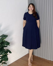 Load image into Gallery viewer, Belle Plain Soft  Linen Dress 0004