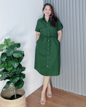 Load image into Gallery viewer, Mona Emerald Green Premium Linen Drawstring Dress 0005