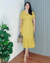 Load image into Gallery viewer, Mara Premium Linen Overlap Dress 0024