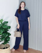 Load image into Gallery viewer, Emma Plain Coordinates 0005