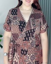 Load image into Gallery viewer, Mara Printed Overlap Dress 0031