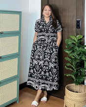 Load image into Gallery viewer, Dahna Printed Black Dress 0327