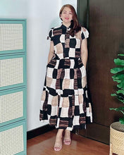 Load image into Gallery viewer, *Bela Maxi Printed Dress 0127