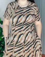 Load image into Gallery viewer, Demi Maxi Printed Dress 0015