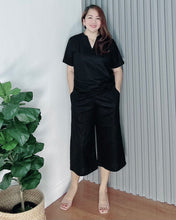 Load image into Gallery viewer, *Ada Plain Black Premium Linen Coordinates 0039