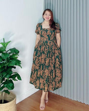 Load image into Gallery viewer, *Aubrey Printed Dress 0130