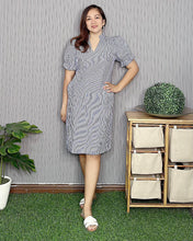 Load image into Gallery viewer, Leigh Striped Dress 0105