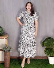 Load image into Gallery viewer, Diana Maxi Printed Dress 0041