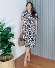 Load image into Gallery viewer, *Bea Printed Dress 0456
